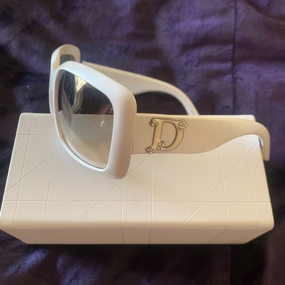Dior sunglasses - Picture 1 of 5
